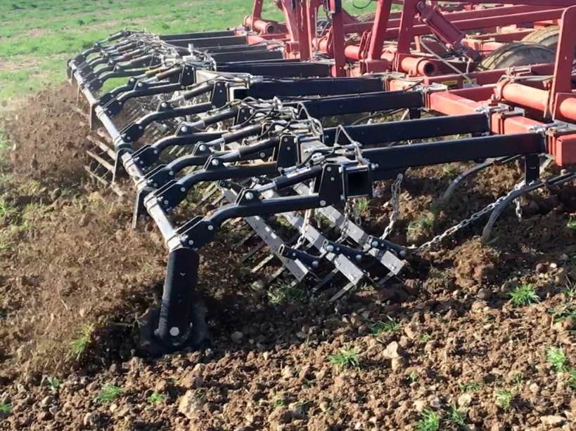 Remlinger 3 Bar Roller Flex Harrow - Image 3